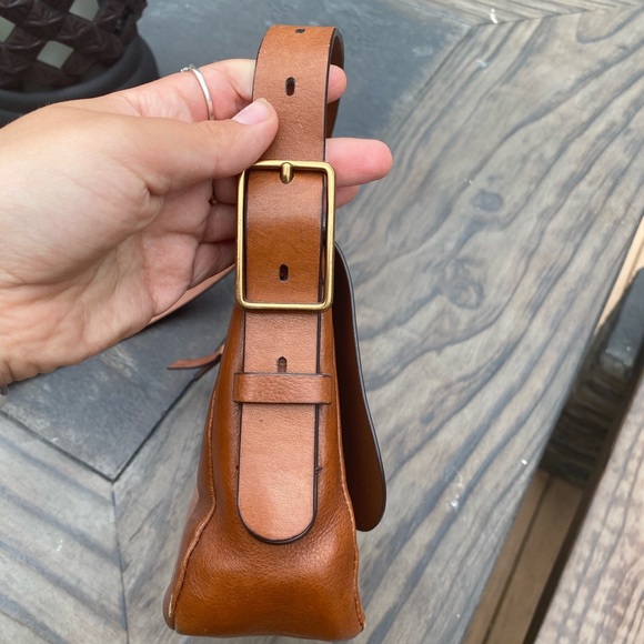 Fossil Maya Small Crossbody - Picture 6 of 10